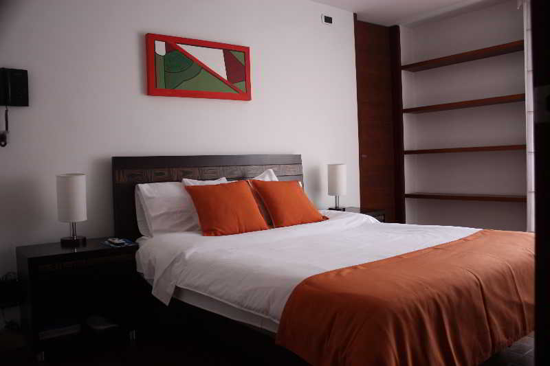 Prisma Suites Chico 94 ボゴタ エクステリア 写真