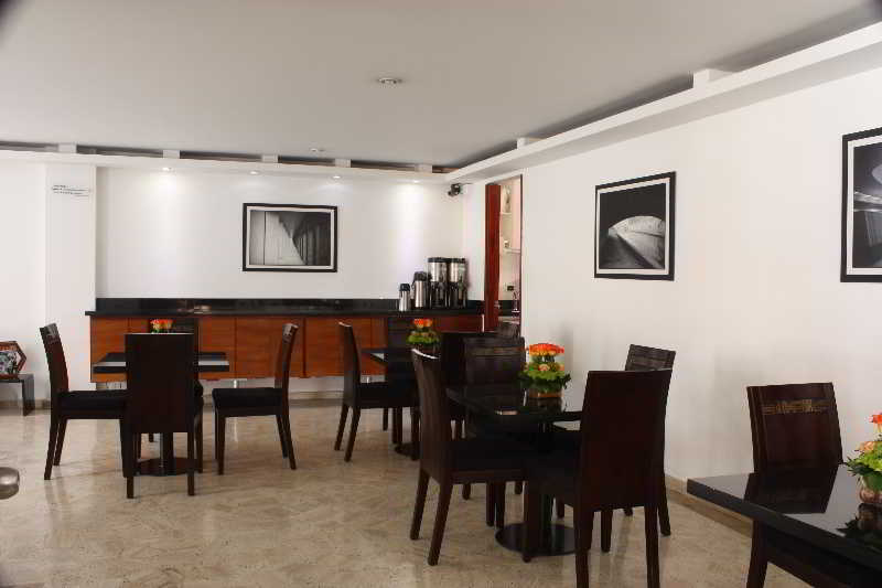 Prisma Suites Chico 94 ボゴタ エクステリア 写真